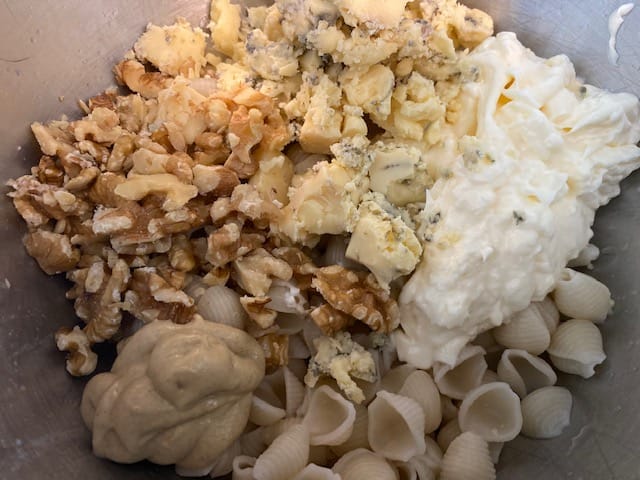 Blue Cheese Macaroni Salad ingredients